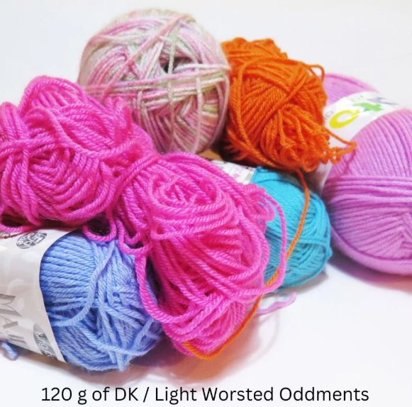 oddments of yarn