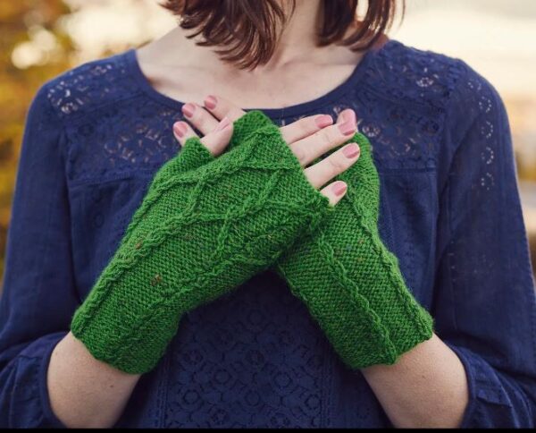 fingerless gloves
