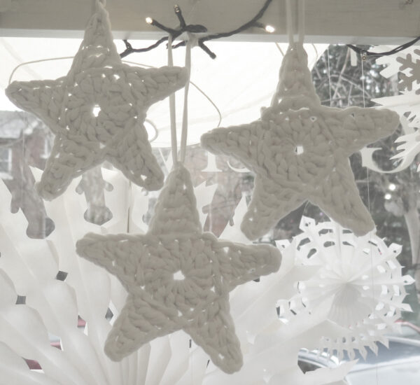 DIY crochet hanging star ornament tutorial pattern