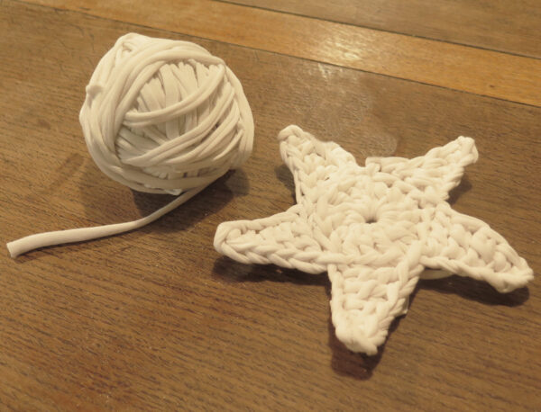 T-shirt yarn crochet star decoration